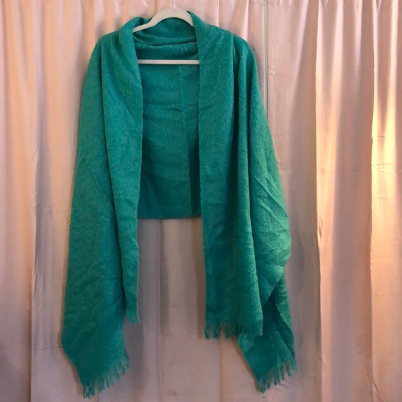 Turquoise acrylic scarf / shawl / wrap like new condition - Picture 1 of 3